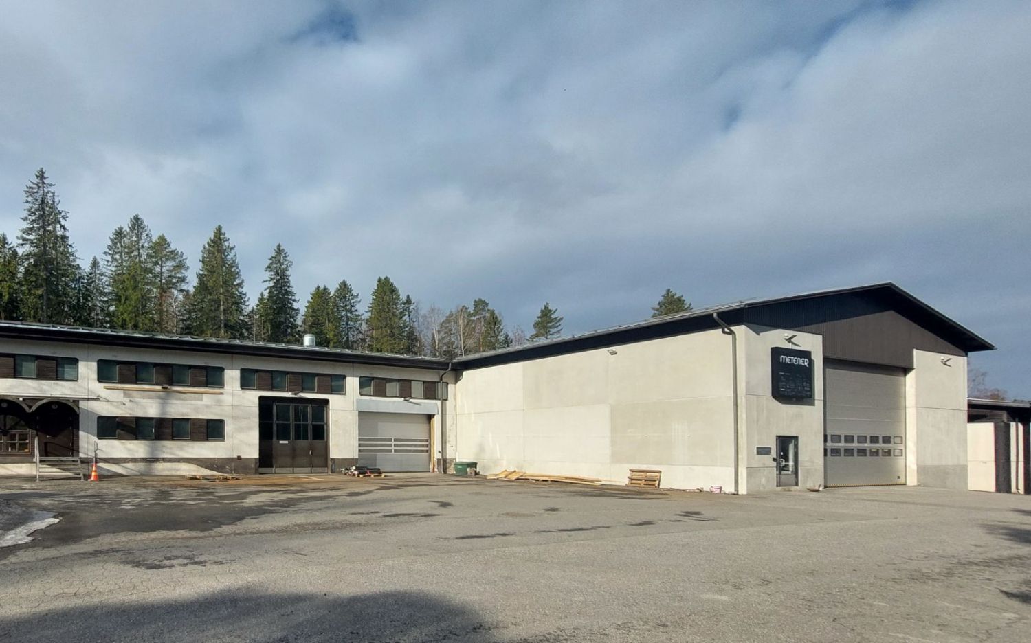 Toimisto/liiketilaa Keltinmäessä