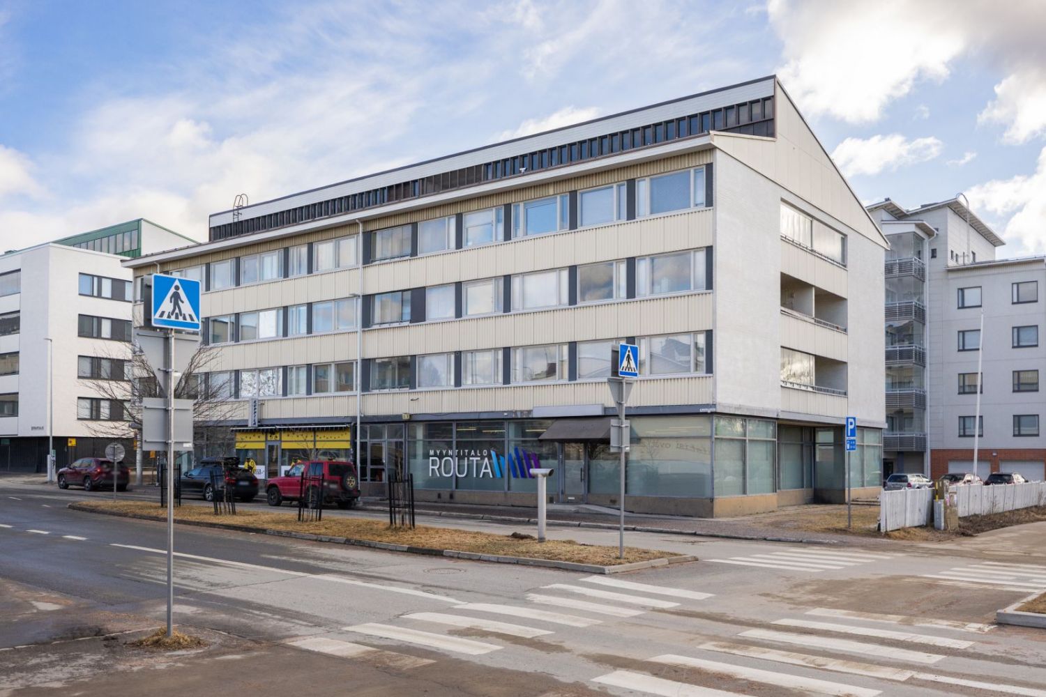 Iso liiketila keskustassa