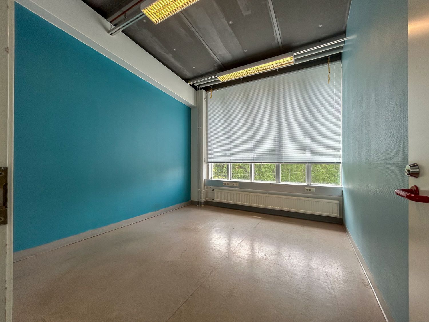 Yläkerran työhuone nro. 4