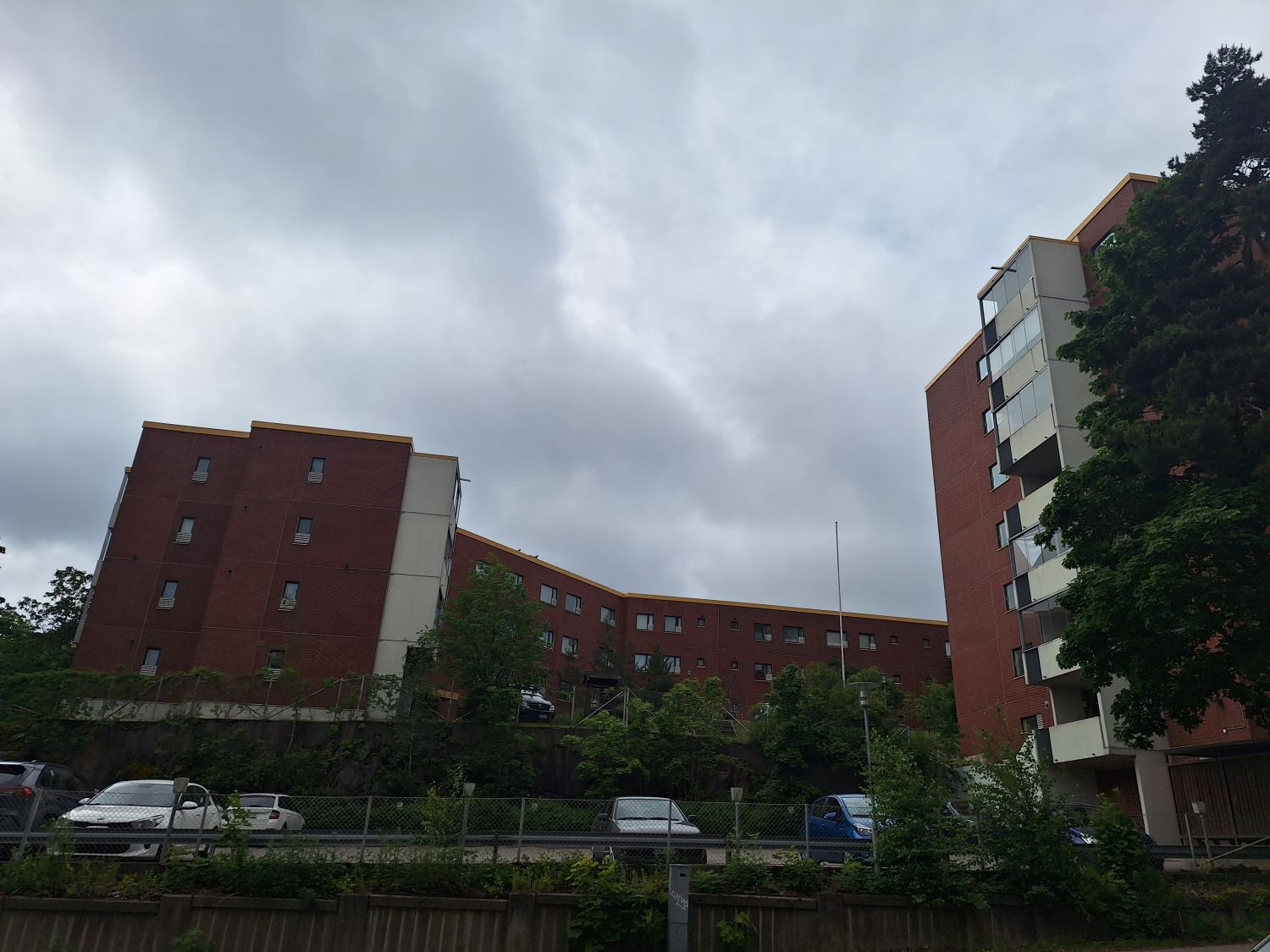 Siisti avoin varasto- / työtila Leppävaarassa.