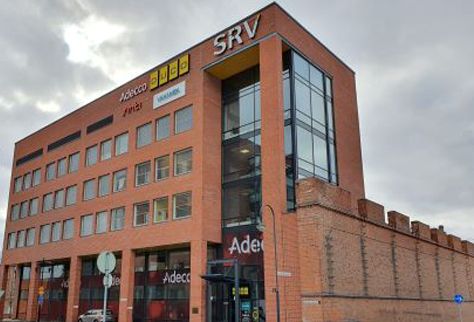 Vuokrataan 368 m2 toimistotila Tampereen Tampellan alueelta.Kokonainen 2 krs johon hissi tulee suoraan - ei muita toimijoita samassa kerroksessa.Keskeinen sijainti ja hyvät yhteydet niin omalla autolla kuin julkisilla kulkuvälineillä.Valoisa tila jossa mahtavat maisemat Tampellan Esplanadille.Ti...