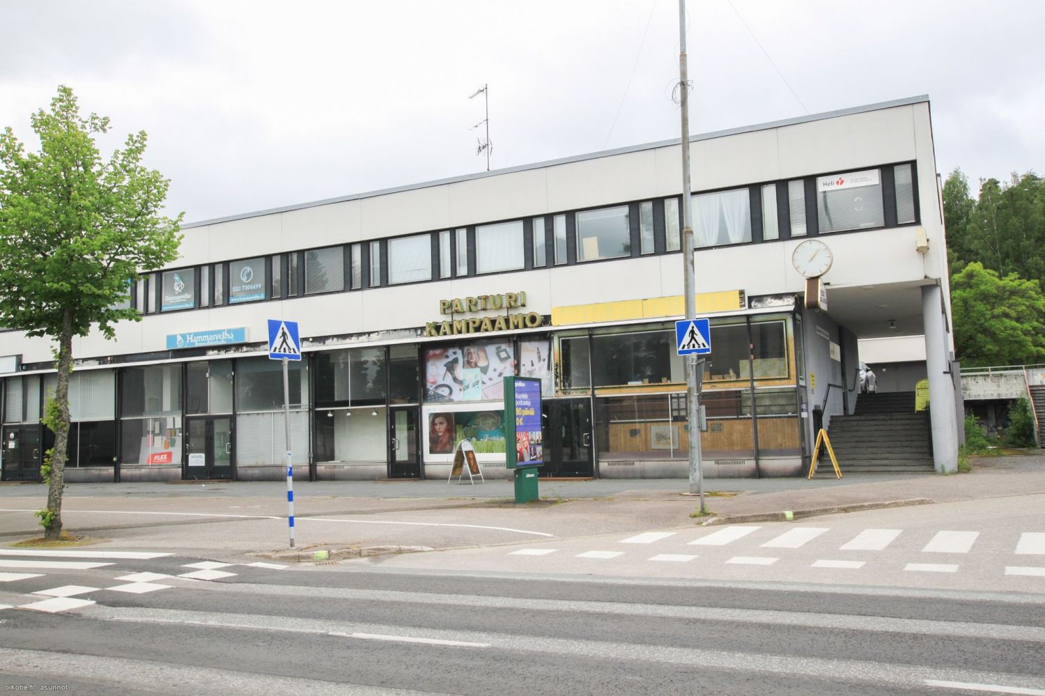 Hyv&auml;kuntoinen liiketila, jossa aikaisemmin toiminut kauneushoitola.Tila sijaitsee erinomaisessa paikassa Vuoksenniskantien varrella. T&auml;nne on helppo tulla, kun bussipys&auml;kkikin on aivan vieress&auml;. K&auml;ynti suoraan Vuoksenniskantielt&auml;.Sovi esittelyst&auml; ja hanki k&auml;yt...