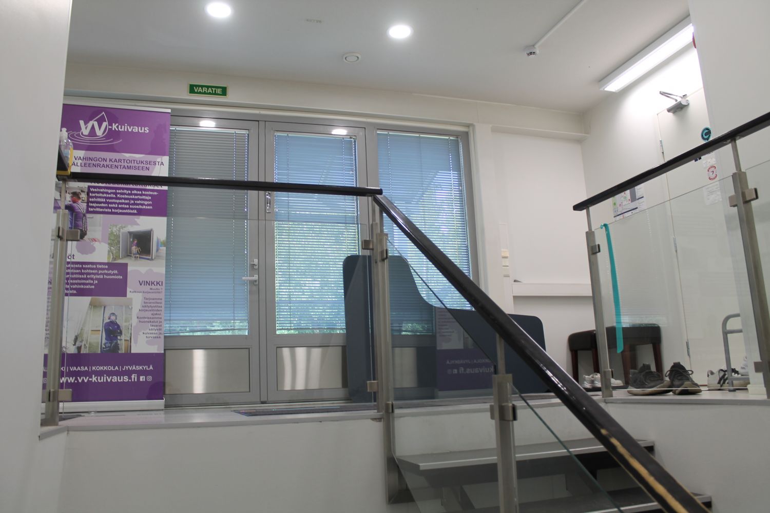 Toimistotilojen yläaula 2krs