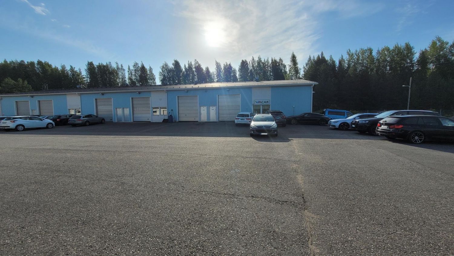 Vuokrataan n. 102 m2 Tuotanto-,  / autohalli-, / varastotila Jyväskylän Seppälänkankaalta!

Seppälänkankaalla vuokrattav...