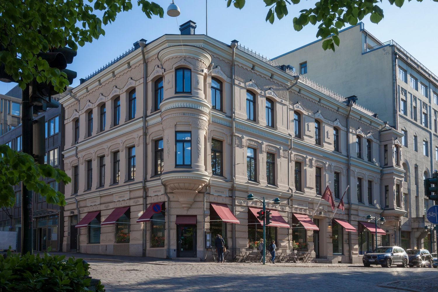 Amanda on historiallinen kiinteistö, joka sijaitsee näkyvällä paikalla Eteläesplanadin ja Fabianinkadun kulmassa. Rakennuksen ovat suunnitelleet Kiseleff & Heikel. Erinomainen sijainti, laadukkaat tilaratkaisut ja rakennuksen kulttuurihistoriallinen arvo tekevät siitä ihanteellisen paikan yrityksill...