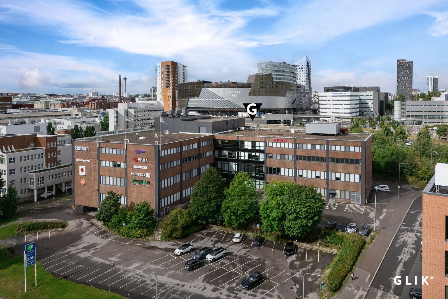 Naulakatu on keskeisellä sijaininilla