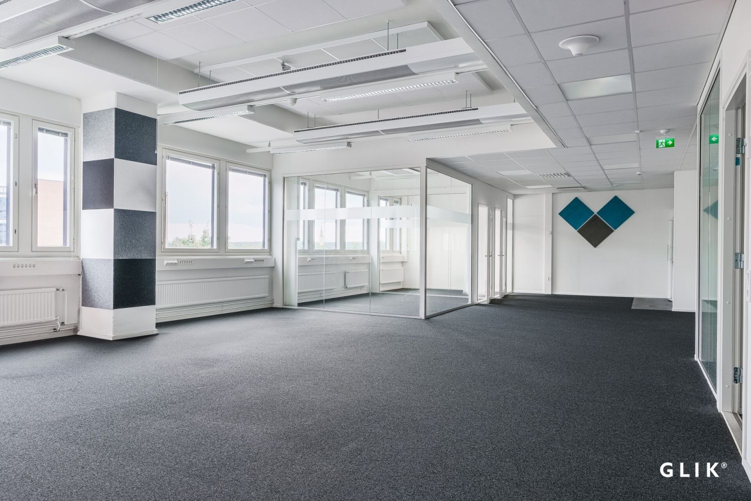 avointa toimistotilaa