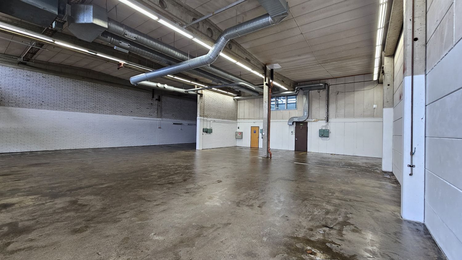 Hallin kuva isommalta nosto-ovelta