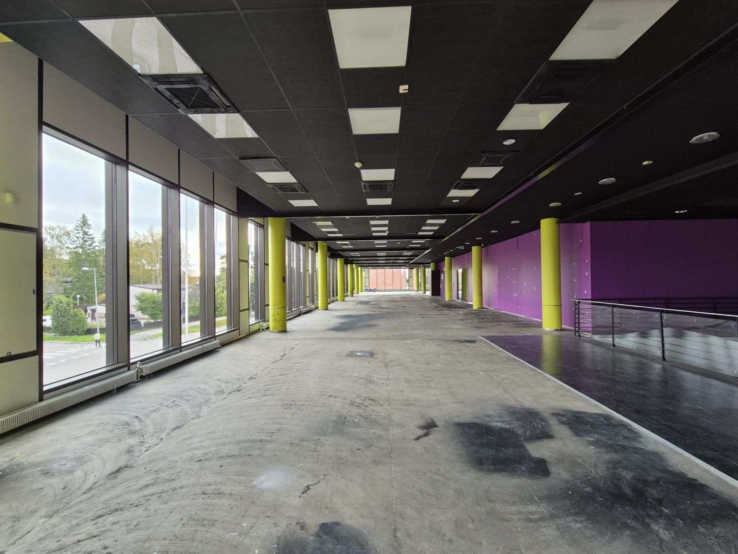 Vuokrattavana monikäyttöistä liiketilaa Espoon Kivenlahdesta