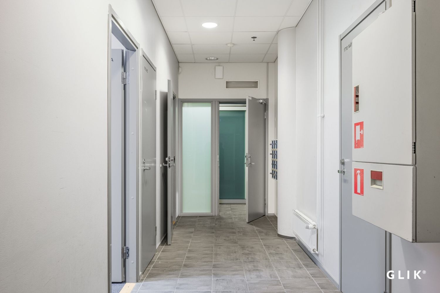 takaosan taustatiloja