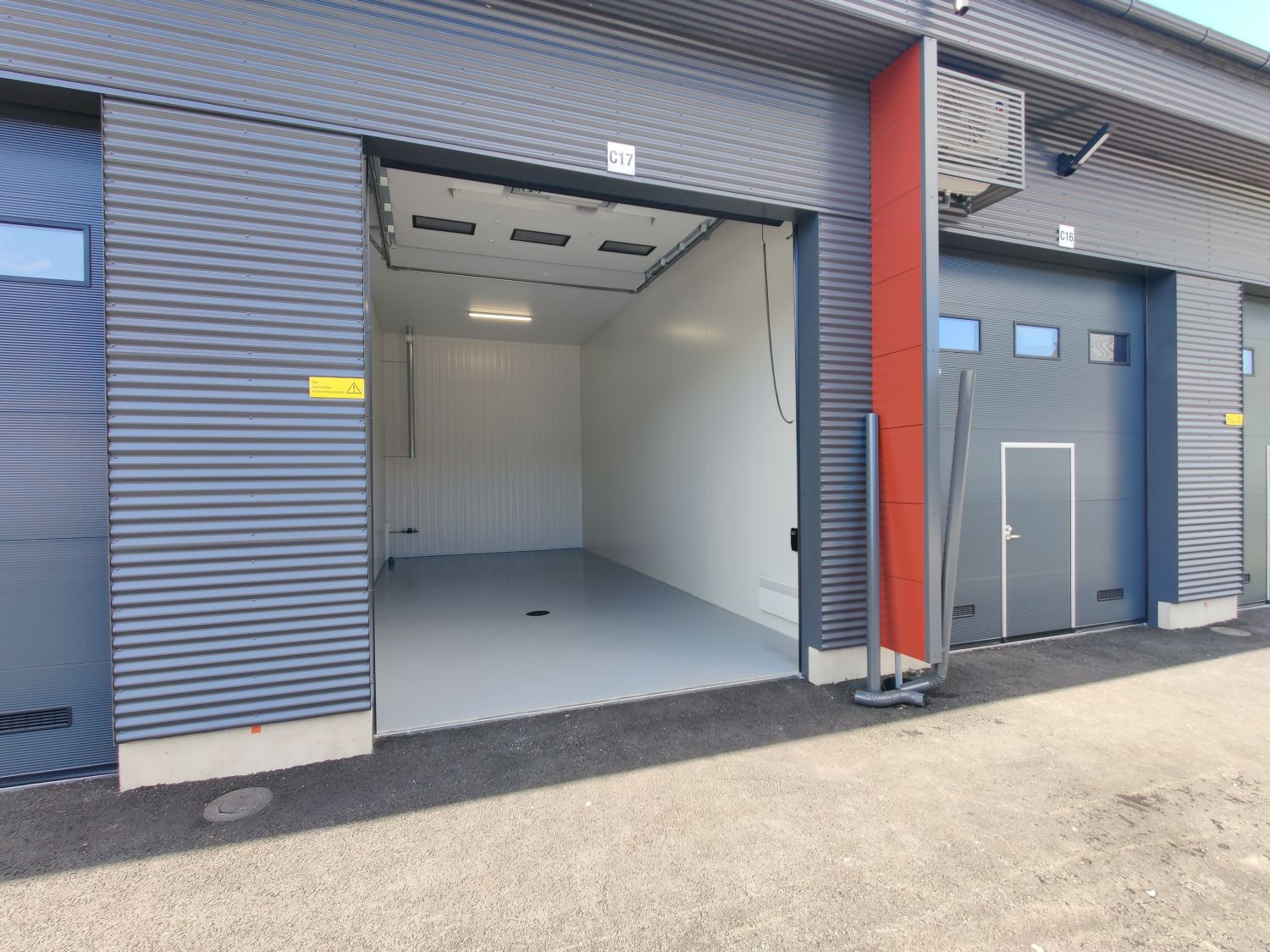 Tilakuva julkisivussa