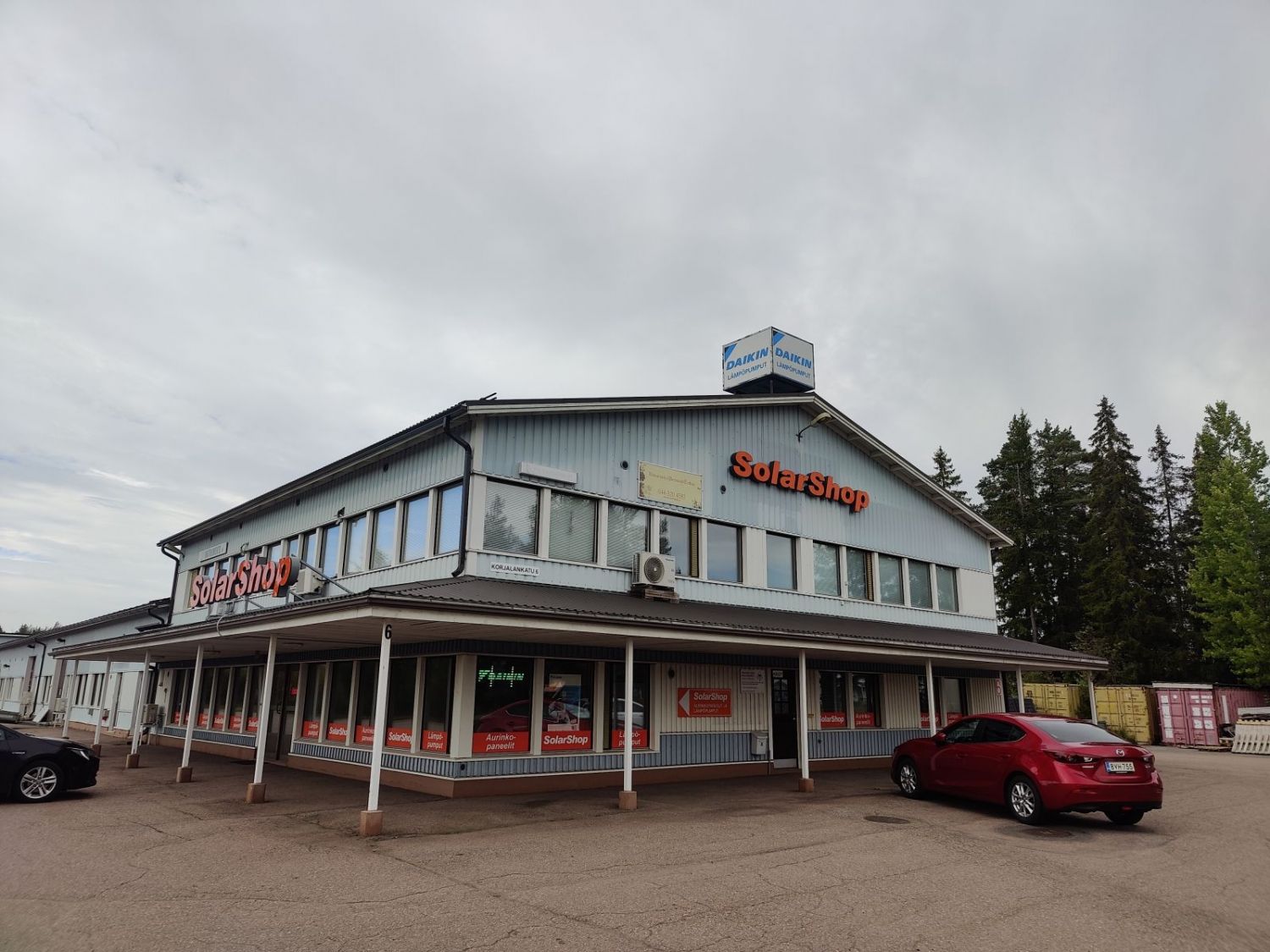 Toimisto/työskentelytilat