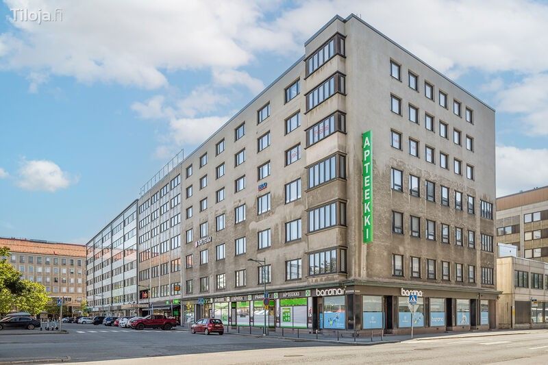 Modernia toimistotilaa huippusijainnilla Kauppatorin laidalla!Vuokrattavana 4. kerroksen toimistotila, joka remontoidaan täysin tulevan käyttäjän tarpeiden mukaan. Tila tarvittaessa jaettavissa 2 eri käyttäjälle.Erinomainen sijainti takaa sujuvan saavutettavuuden niin julkisilla kuin autollakin....