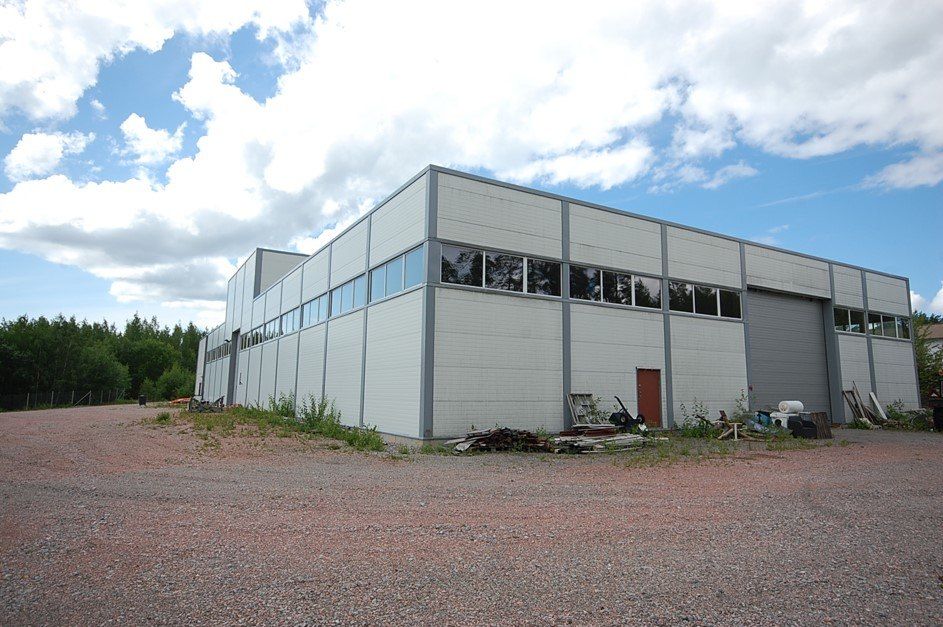 Vuokrataan toimitilarakennus Tammisaaren Harjun teollisuusalueella