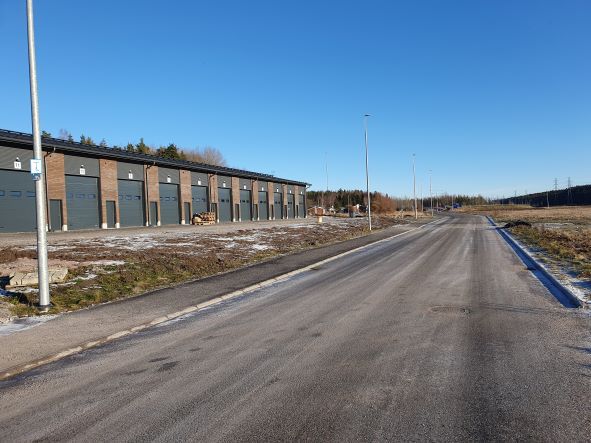 Uutta vastaava 40,4 m2 hallitila Orikedolla.