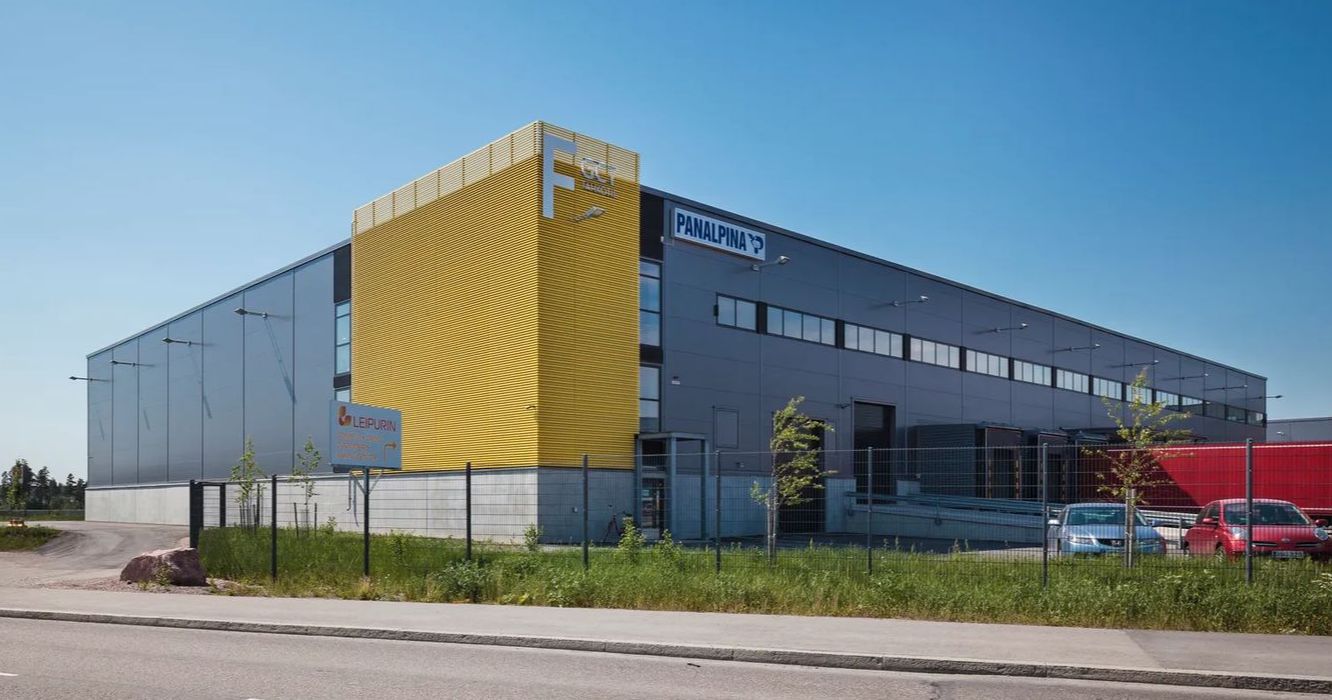 Grand Cargo Terminal 2 - Toimisto 538,5 m²