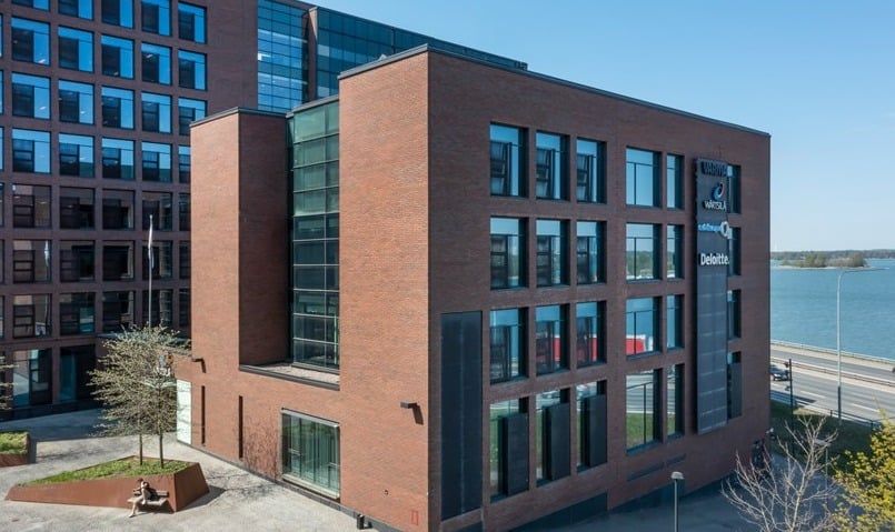 Modernit ja muunneltavat tilat soveltuvat erinomaisesti esimerkiksi pääkonttoriksi. Tilat räätälöidään tulevan käyttäjän...