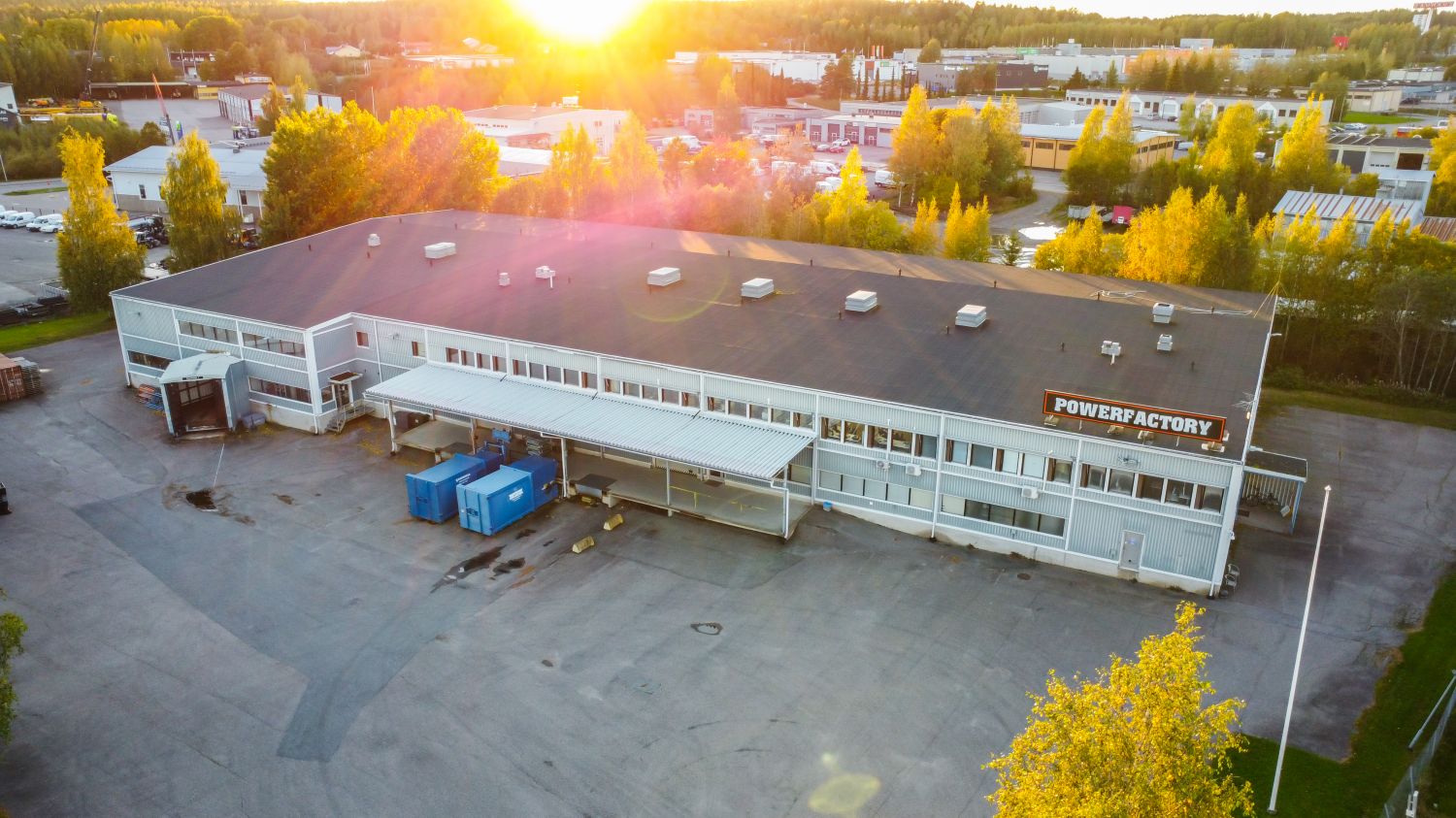 Vapautumassa monikäyttöinen toimitilarakennus.