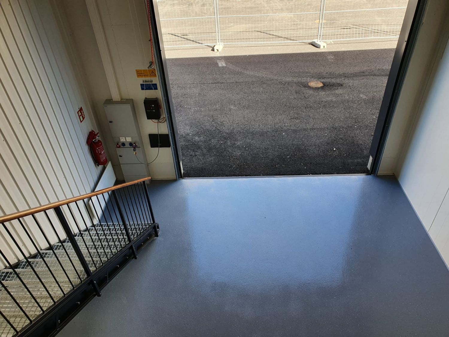 Tilakuva parvelta alas