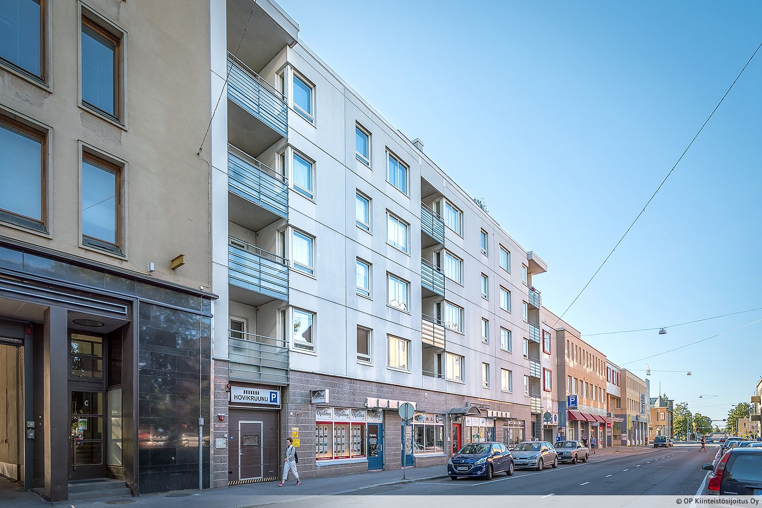 Asuintalon katutasolla vuokrattavana siisti liiketila. Tilassa wc ja keittiö sekä sisäänkäynnit sisäpihalta ja kadunpuolelta. Erinomaisella sijainnilla Vaasan keskustassa.