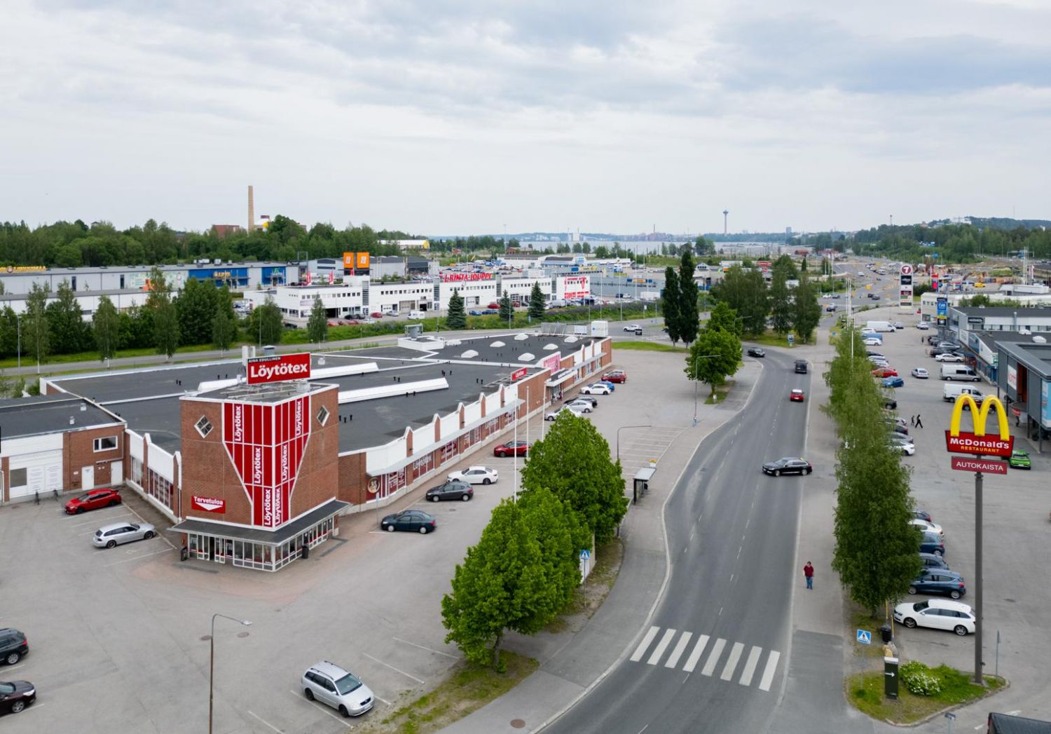 530m2 liiketila Lielahden parhaalta paikalta