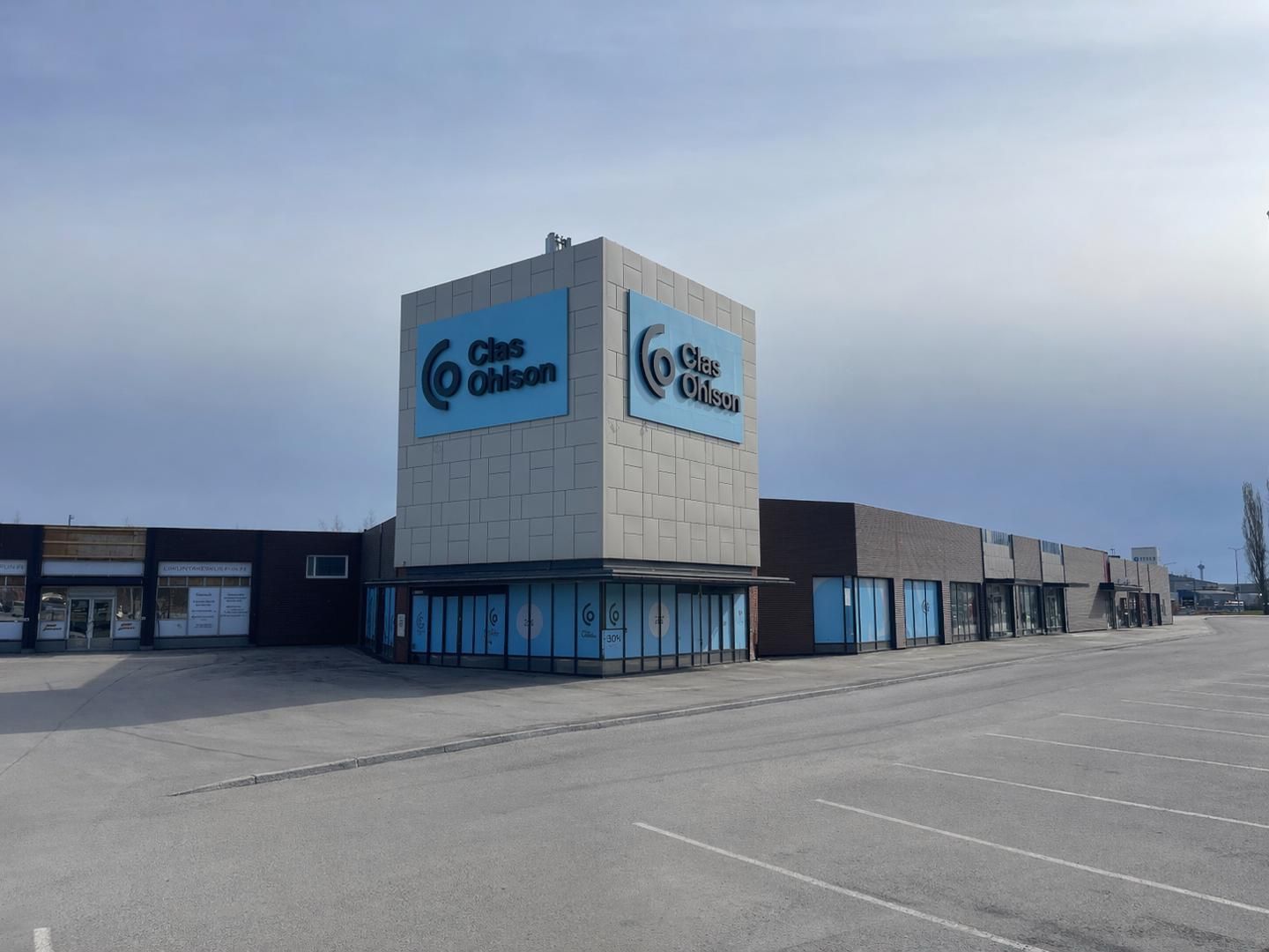 544m2 liiketila Lielahden parhaalta paikalta