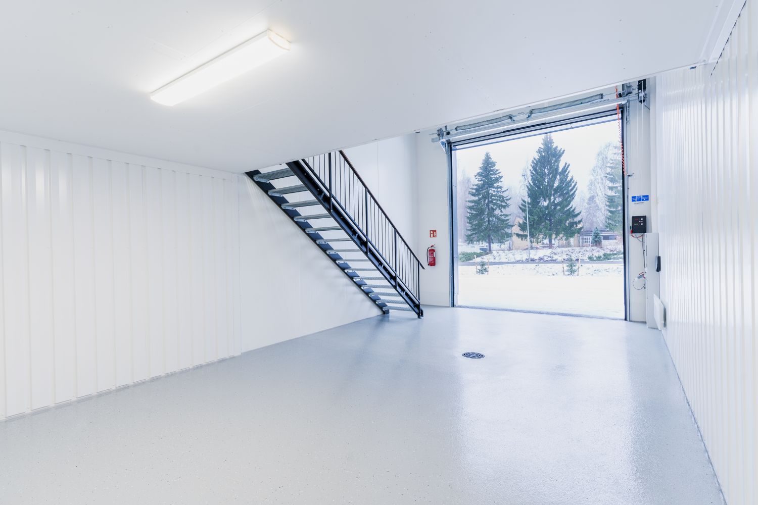 Keravan Talliosakkeelta monikäyttöinen varasto, autotalli, harraste-, toimitila 10. 