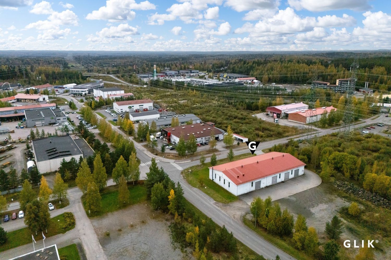 Sijoituskohde Kangasalan Lentolassa.Vuonna 2005-2006 valmistunut kivirakenteinen tuotanto- varastorakennus, suurella omalla 8389 m2 tontilla.Kahdelle tai kolmelle käyttäjälle soveltuva rakennus jossa noin 1270m2. Tilat on myös mahdollista yhdistää yhdelle käyttäjälle.Rakennus soveltuu erinomais...