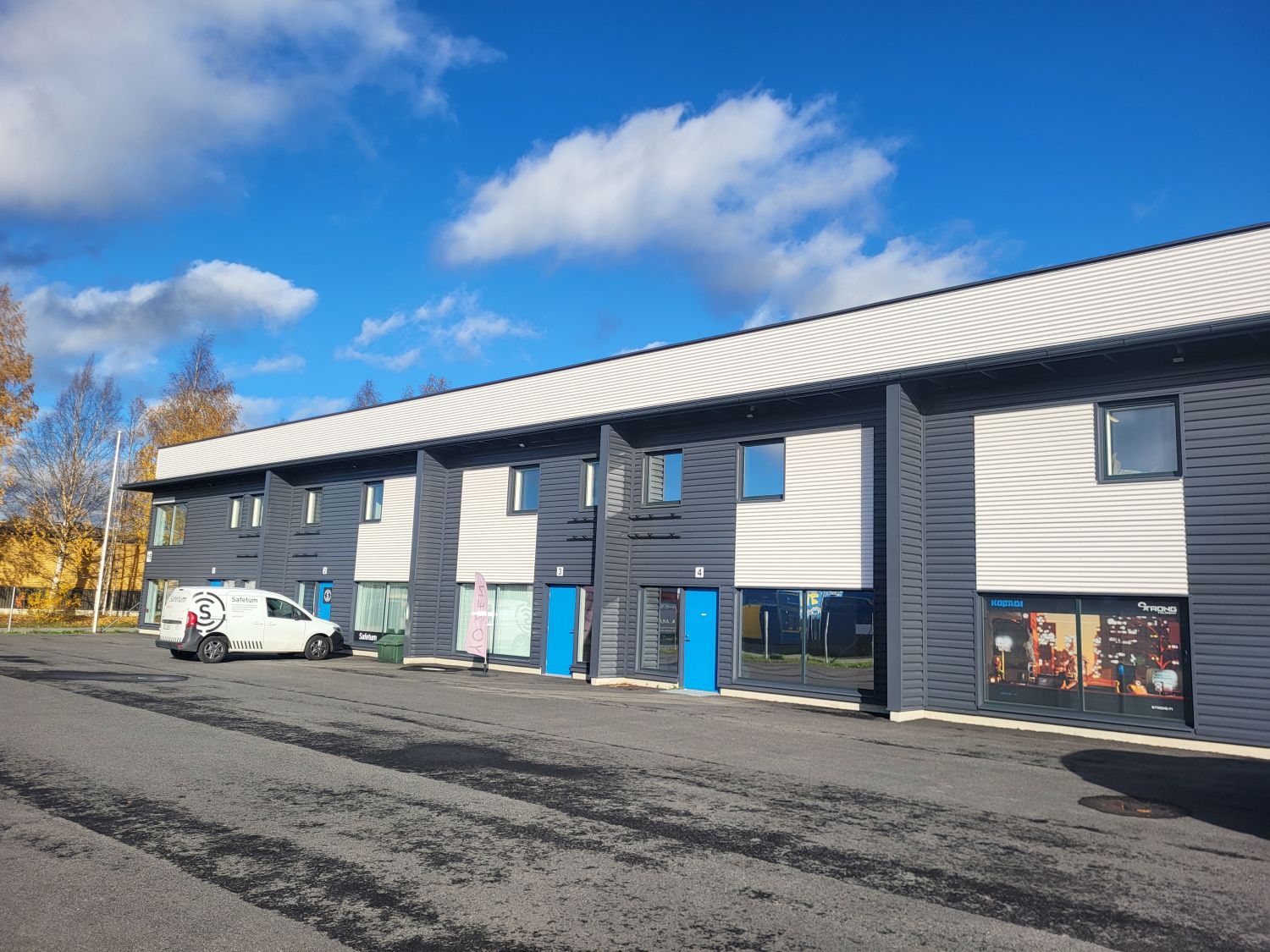 Vuokrataan erittäin siistissä kunnossa oleva huoneisto, joka soveltuu monenlaiseen toimintaan!
Vuonna 2020 valmistuneen ...