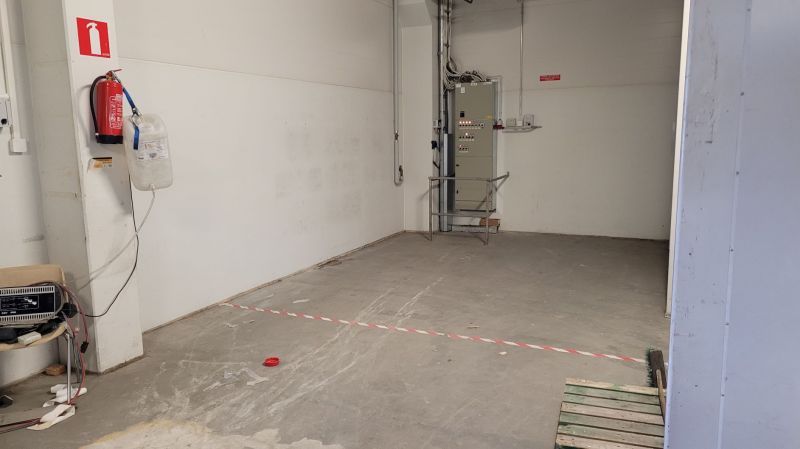 lähettämö/vastaanotto