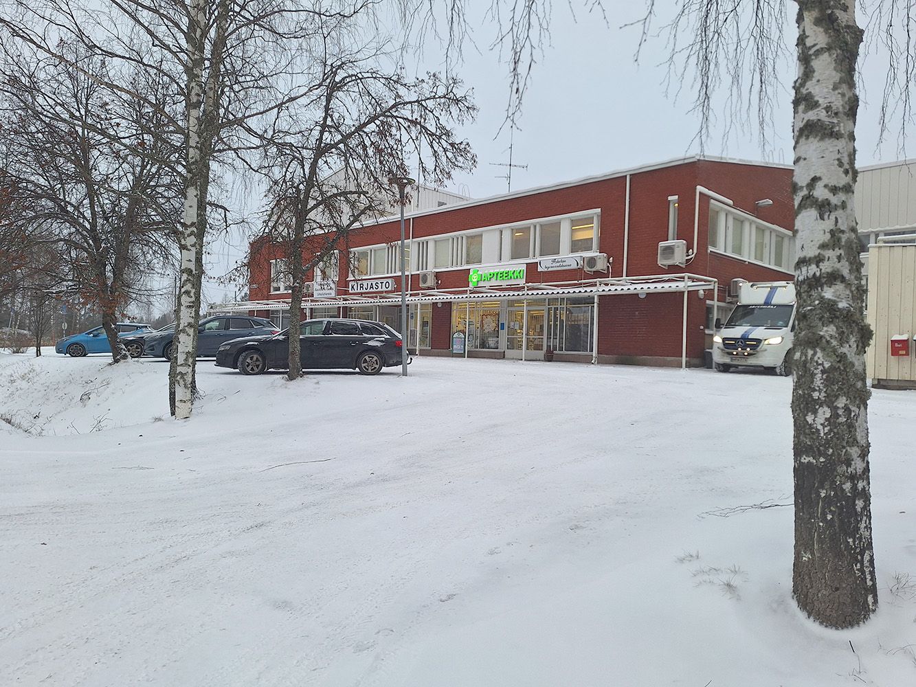 Myydään ja vuokrataan hyvää liiketilaa Askolassa!