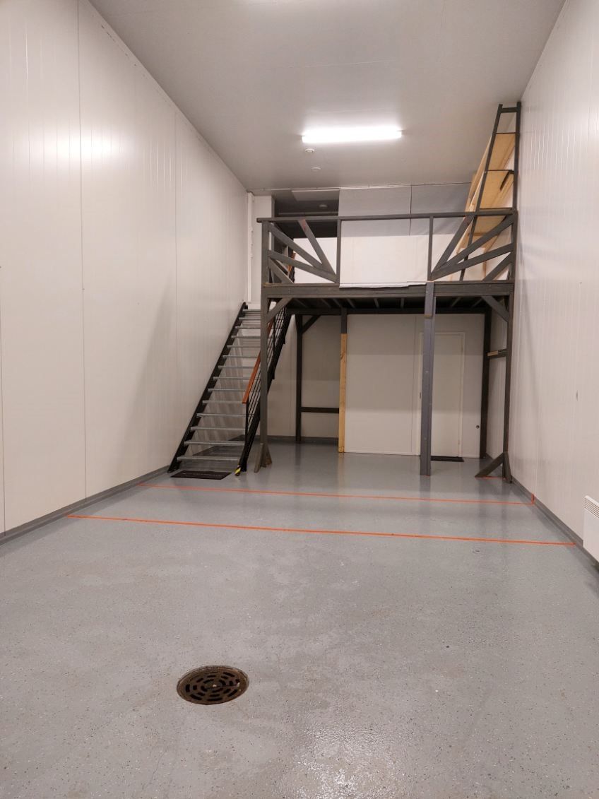 Keravan Talliosakkeelta monikäyttöinen ja tilava varasto, autotalli, harraste-, toimitila 23. Tilassa jo valmiina parvi ...