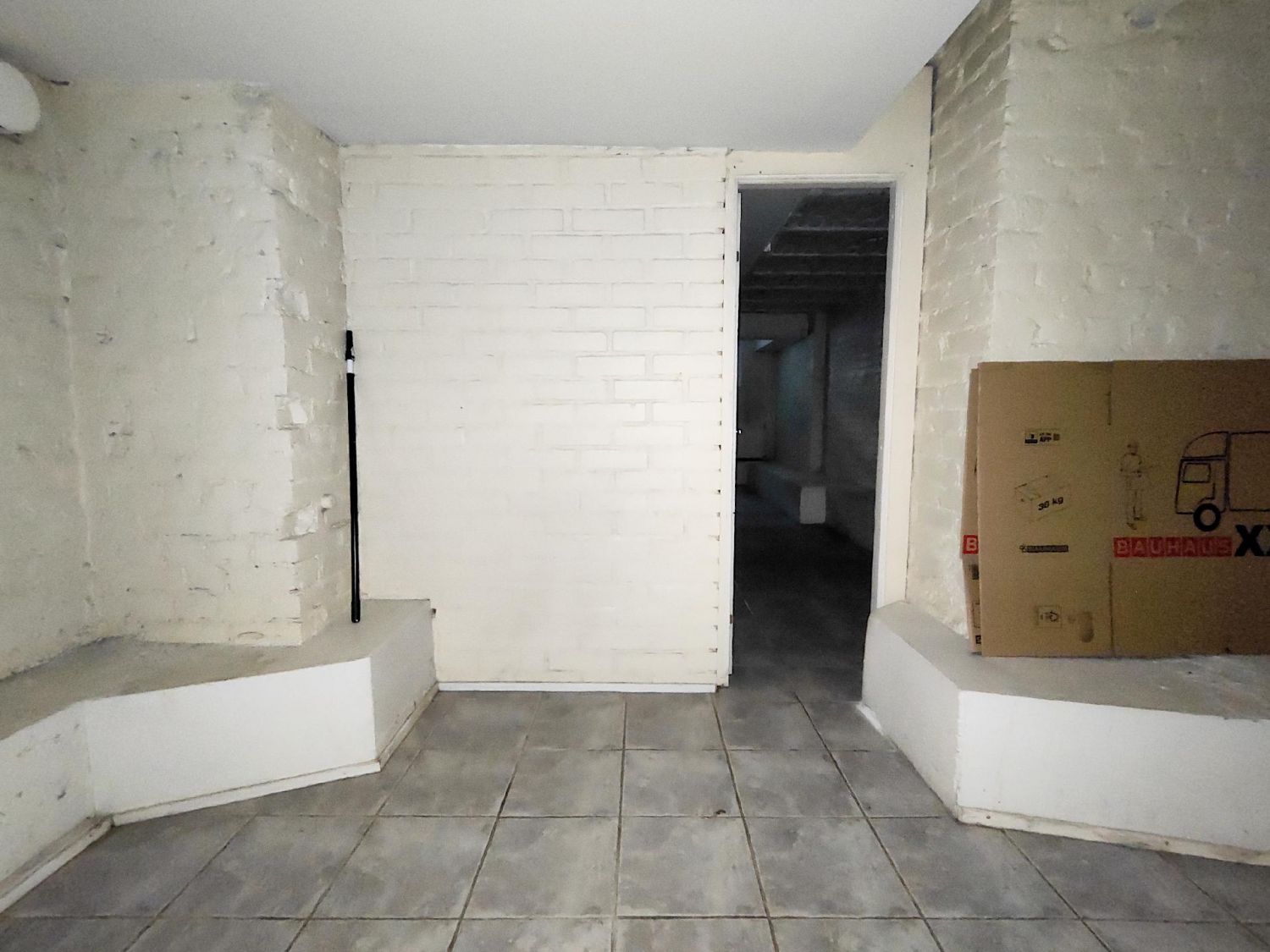 2. alakerran huone (varasto)