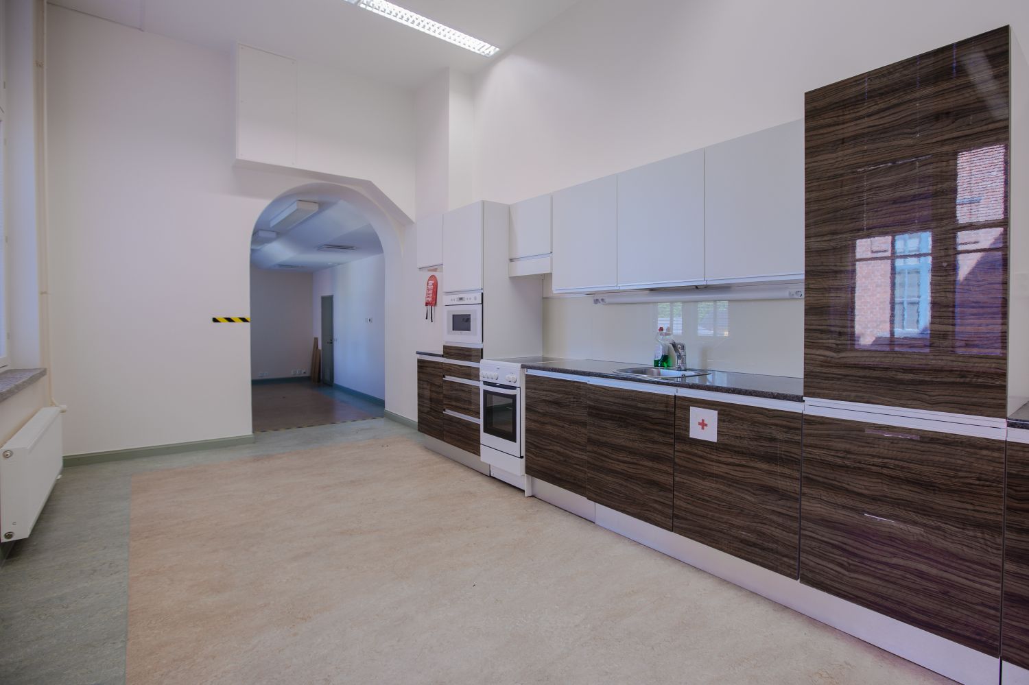 Rakuunakasarmi sisäkuva, toimistokeittiö