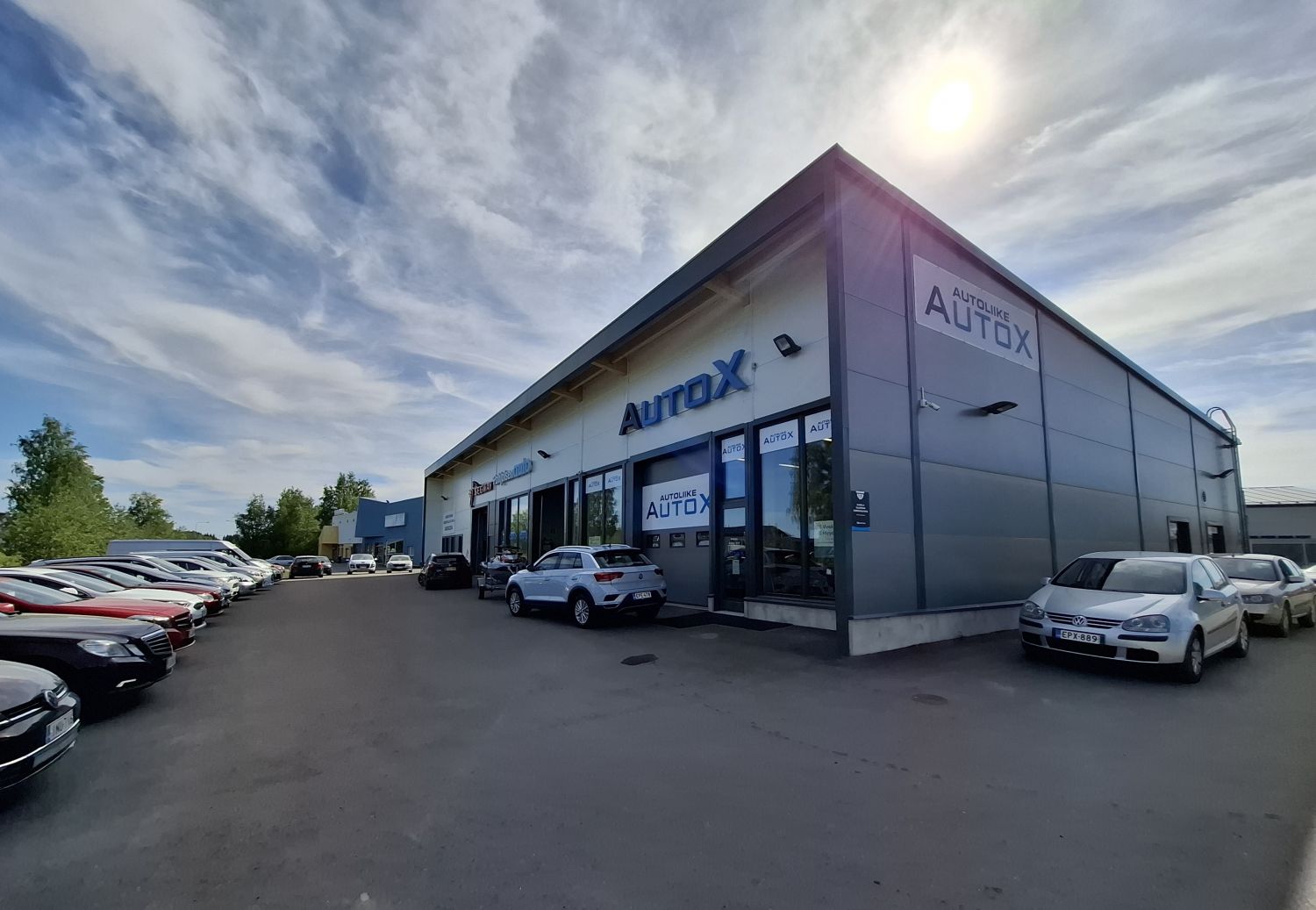 Myydään heti vapaa viihtyisä liiketila Kempeleen Paiturista näkyvältä paikalta!

Rakennus on valmistunut 2018 ja tarjo...