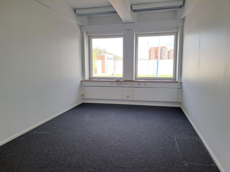 Esimerkkikuva toimistotilasta 