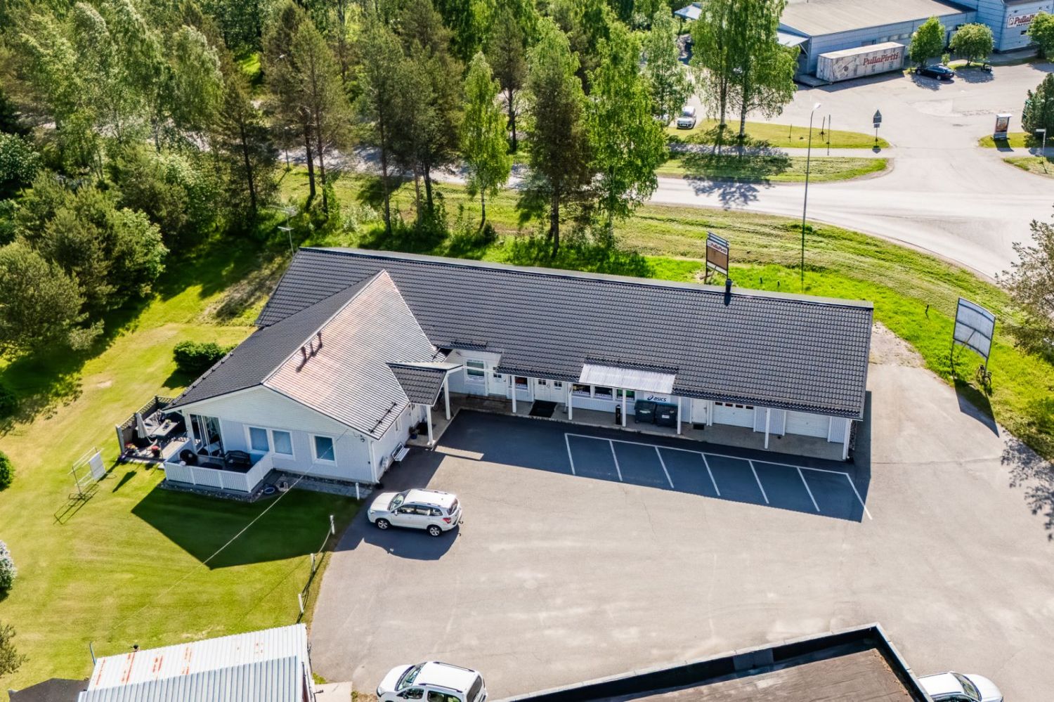 Monipuoliset liiketilat Pattijoelta