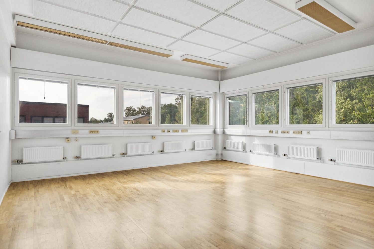 180 m² tila