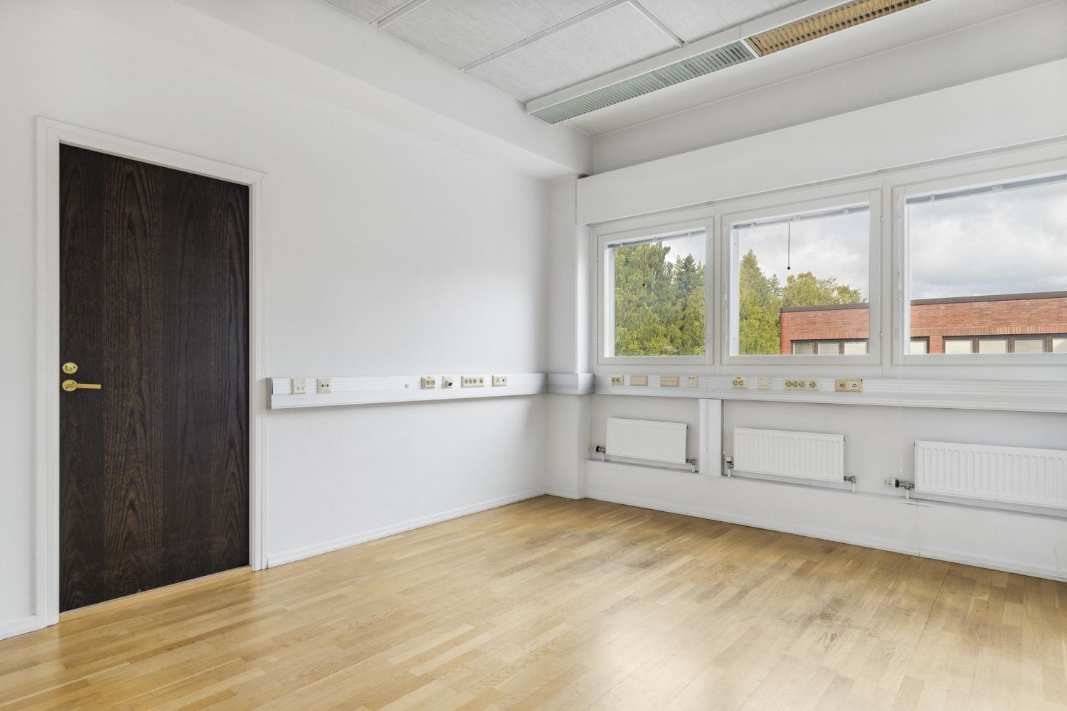 180 m² tila