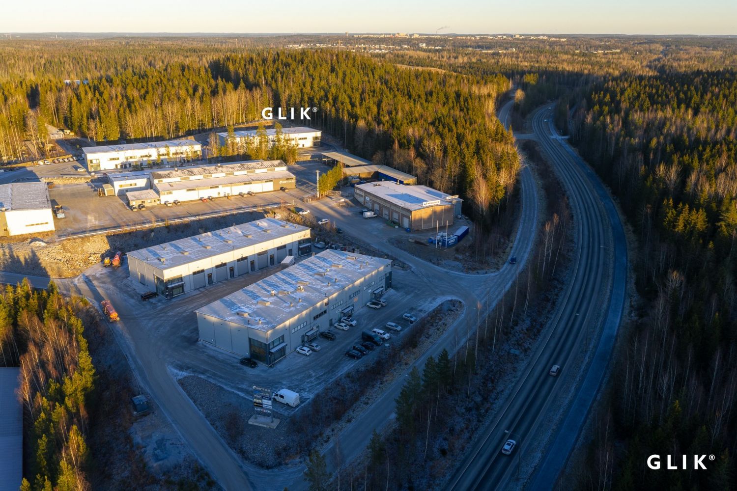 Kiinteistöyhtiö sijaitsee Ruskontien varrella