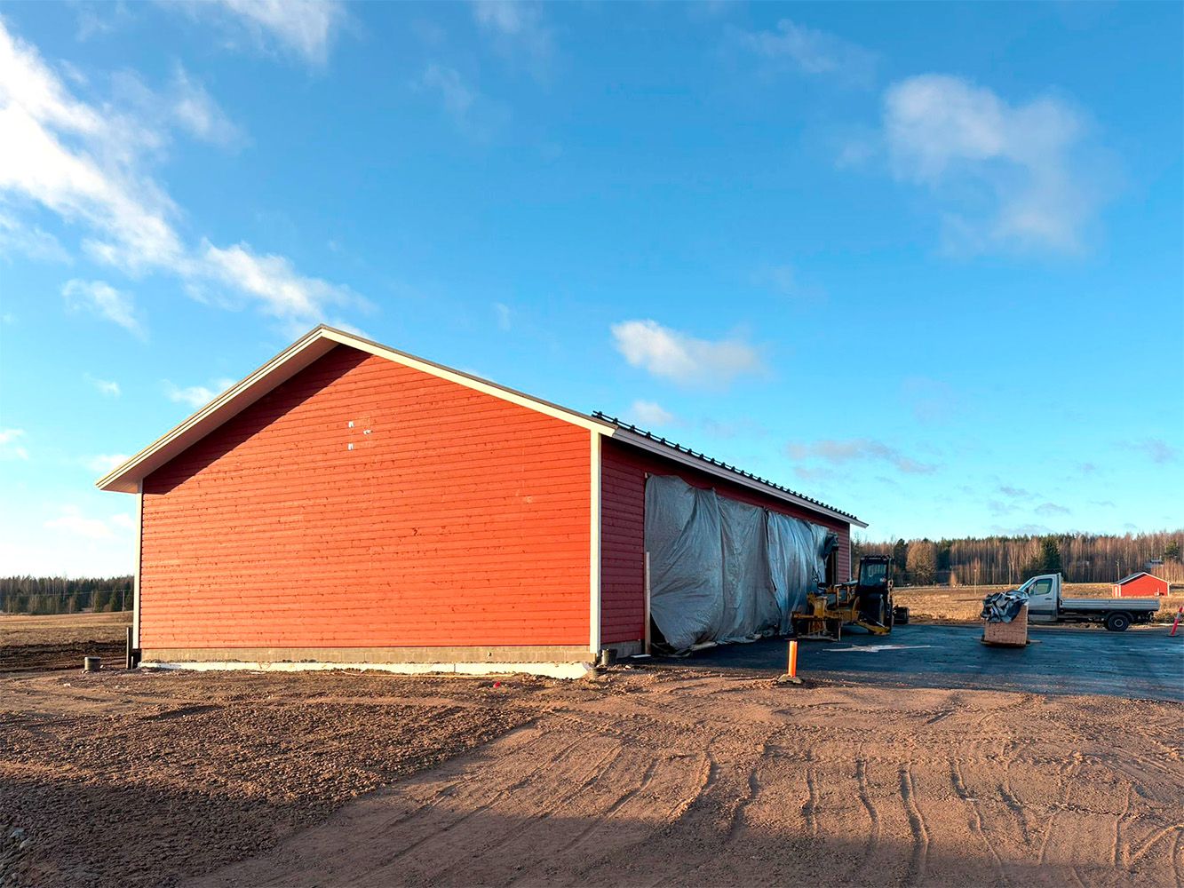 Vuokrataan pian valmistuvaa varastohallitilaa Tuusulasta!