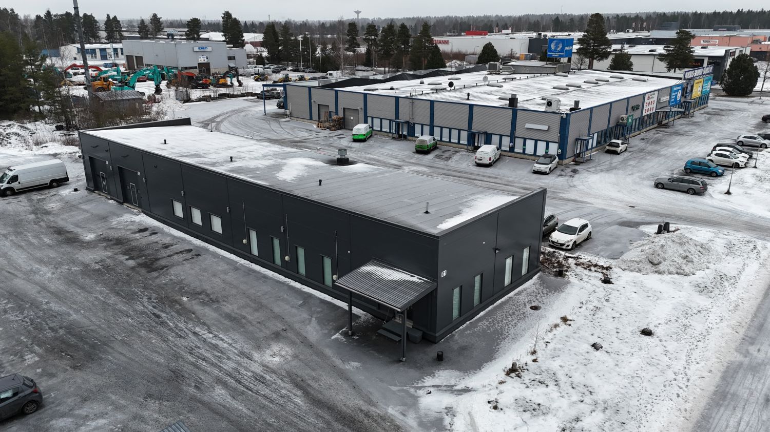 Viilennettyä uudehkoa toimistotilaa keskustan läheltä! Hyvät parkkipaikat. Varastotilaa myös saatavilla!