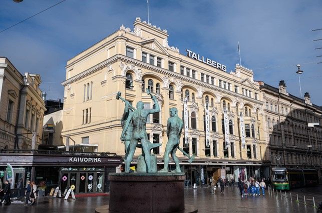 Vuokrattavana siistiä varastotilaa aivan Helsingin ydinkeskustassa. Kohteeseen on erinomainen logistiikkayhteys keskusta...
