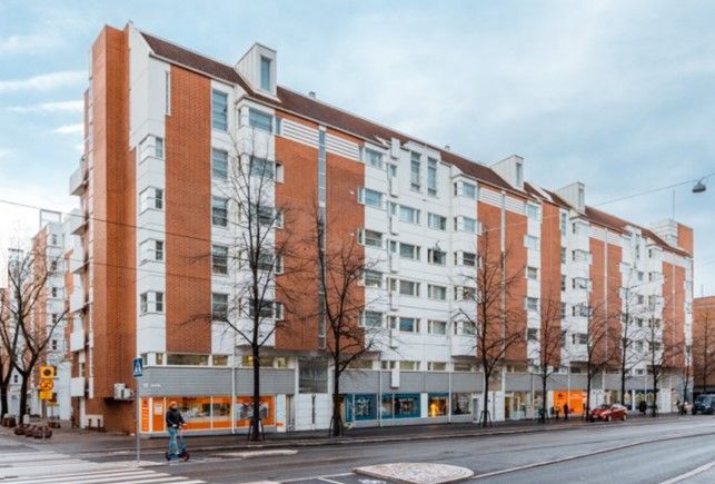 Katutason 115m2 liiketila, jossa isot ikkunat Hämeentien suuntaan. Tilasta löytyy oma tauko- ja WC-tila. Huom: tilaa ei ...