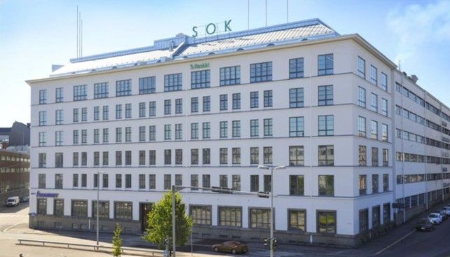 6. kerroksen toimistohuoneisto, joka on tarvittaessa jaettavissa 461,5m2, 411,5m2 ja 417,5m2 tiloiksi.