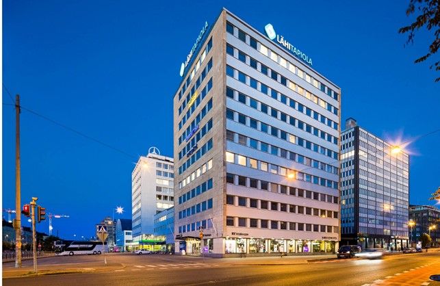 Vuokrataan monitilatoimisto Autotalokorttelin 4. kerroksesta Helsingin sydämestä, Kampin palvelujen keskeltä.