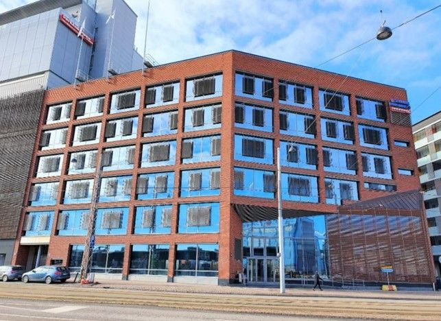 Siisti toimistotila, jossa useita työhuoneita sekä avotilaa. Tilajakoa on mahdollista muokata käyttäjän tarpeiden mukaan...