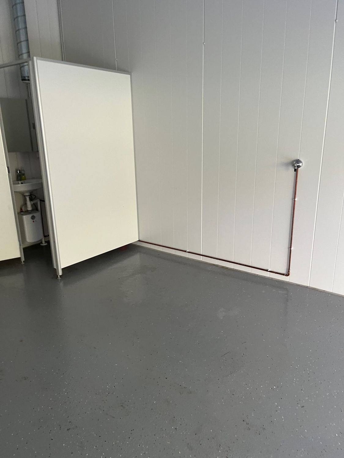 Tilakuva + vesipiste