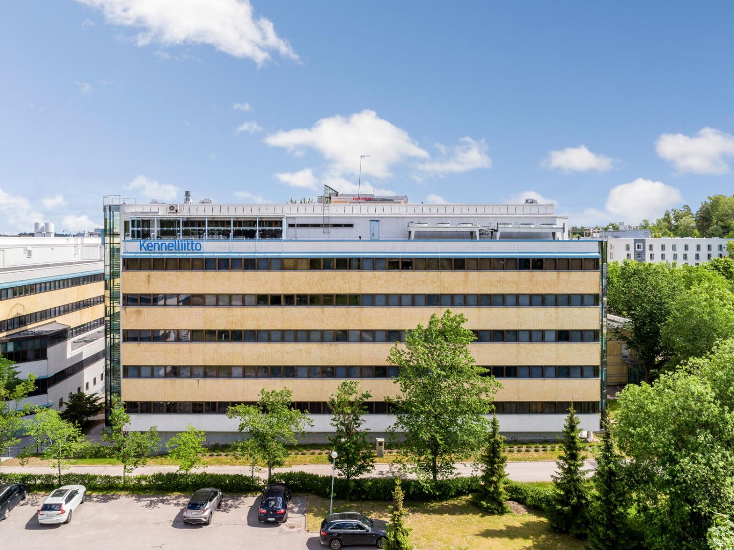 Toimitilaa Espoon keskuksessa juna-aseman ja Espoontorin vieressä