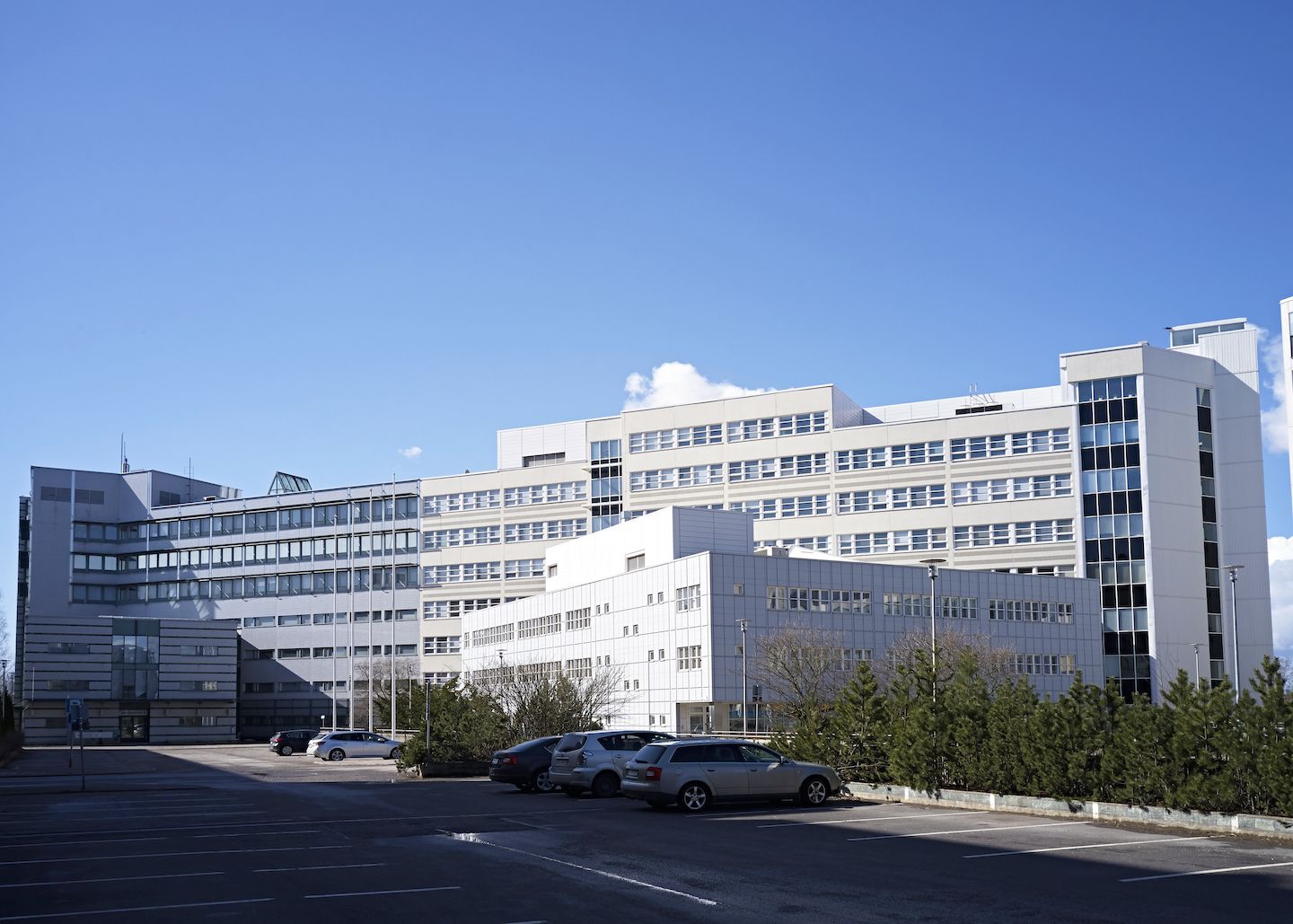 Edustava toimistotalo keskeisellä paikalla Tikkurilan keskustassa